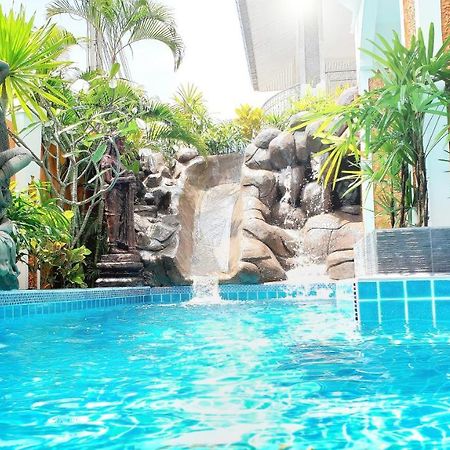 Joopland Luxury Pool Villa Pattaya Walking Street 6 Bedrooms エクステリア 写真