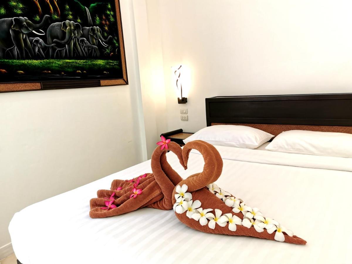 Joopland Luxury Pool Villa Pattaya Walking Street 6 Bedrooms エクステリア 写真
