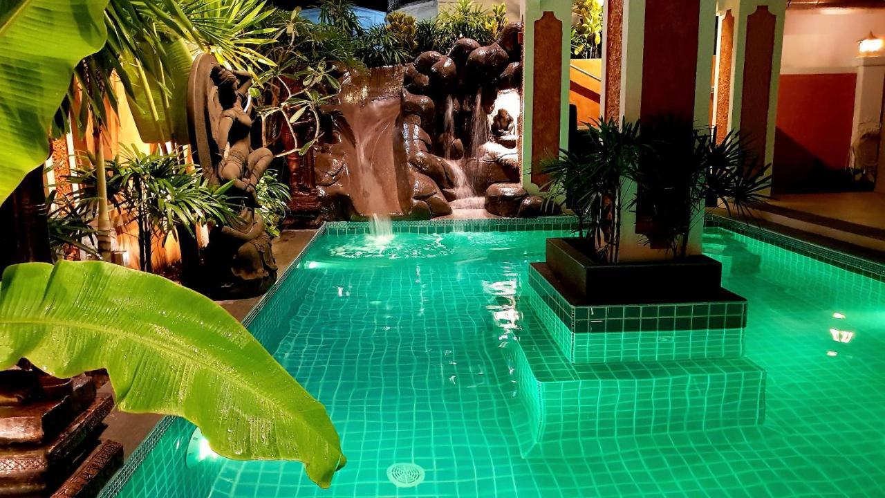 Joopland Luxury Pool Villa Pattaya Walking Street 6 Bedrooms エクステリア 写真