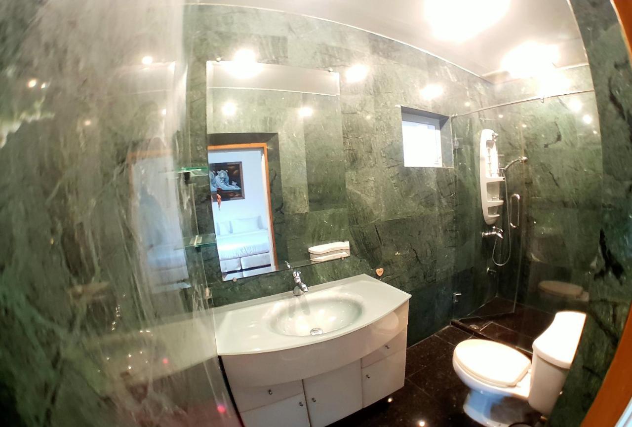 Joopland Luxury Pool Villa Pattaya Walking Street 6 Bedrooms エクステリア 写真